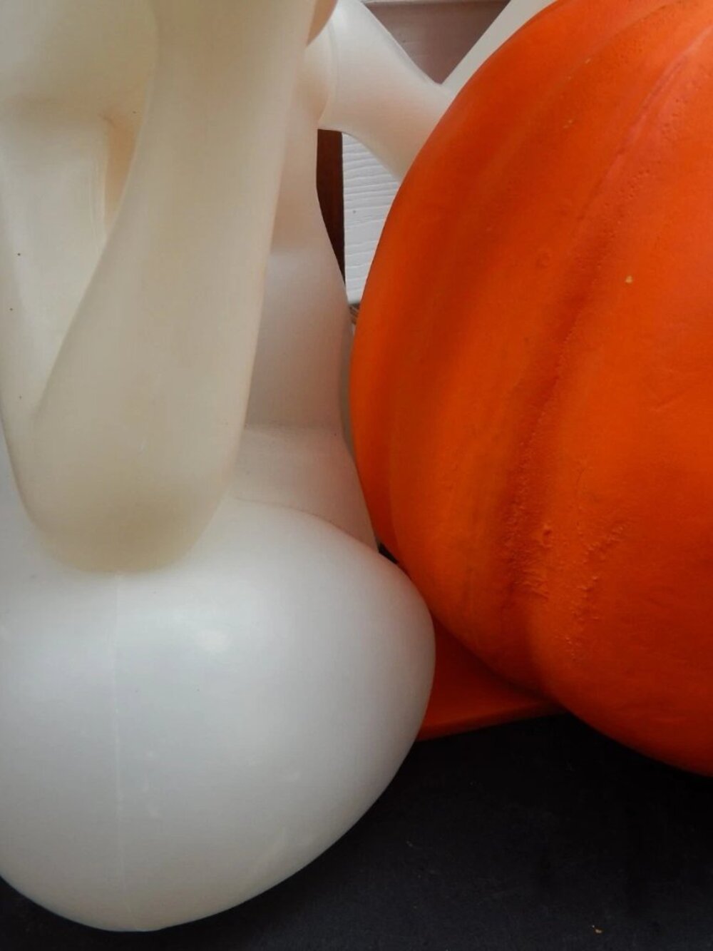 Vintage Lighted Halloween Pumpkin Ghost Blow Mold 14'' Season's by Zauder's - Picture 4 of 9